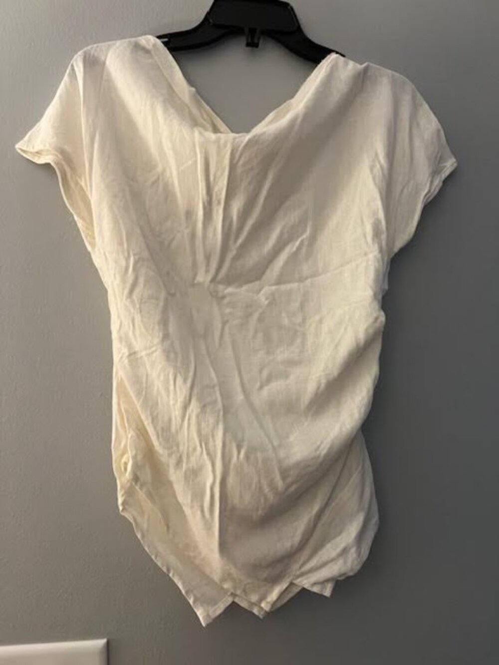 Shein Small Assymetrical shirt - Picture 2 of 2